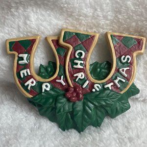 Transfar 1995 Double Horseshoe Merry Christmas Holly Pin Brooch Vintage